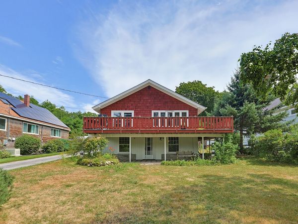 29 Lake Avenue , Windham, ME 04062