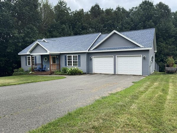 25 Howard Circle , Sidney, ME 04330