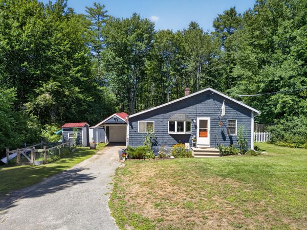 27 Beach Road , Windham, ME 04062
