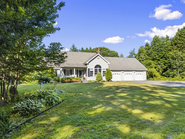 79 Beaver Pond Road , Topsham, ME 04086