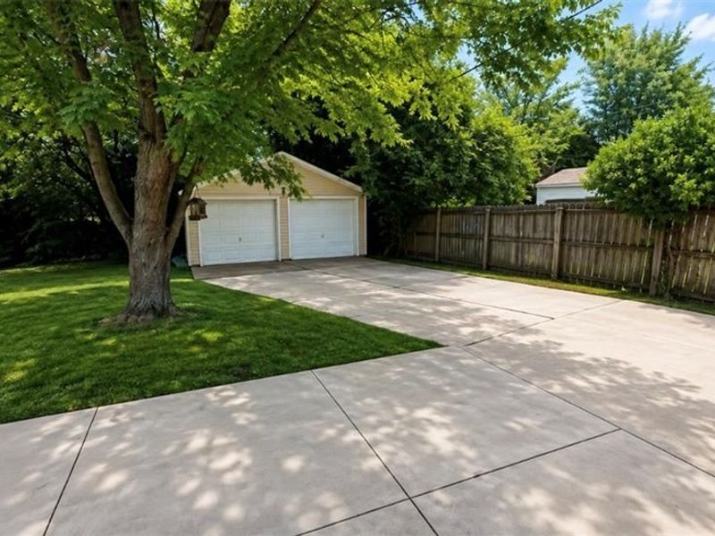 1597 Seabrook Road, Dayton, OH 45432 Photo 17