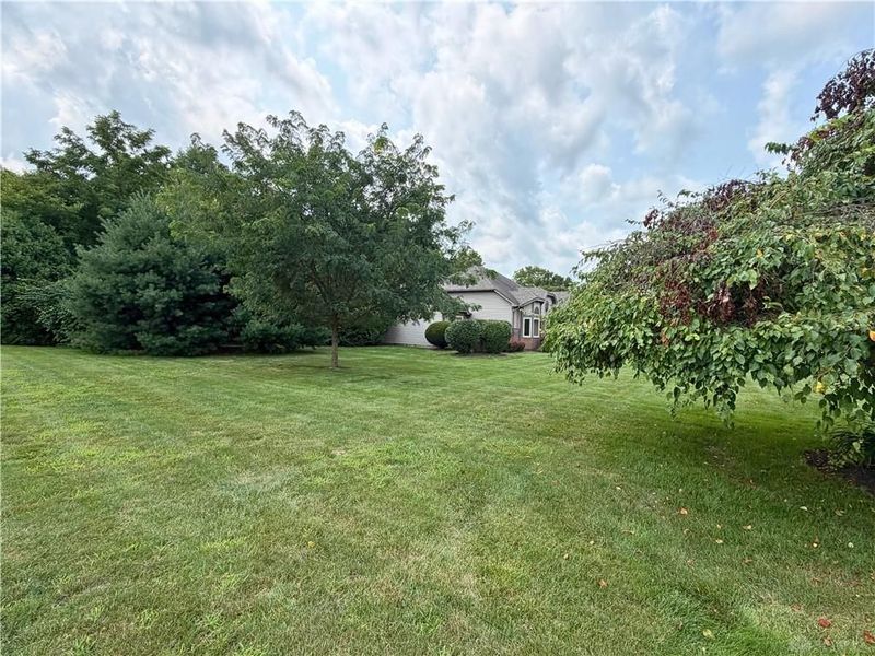 2244 Blackoak Drive, Troy, OH 45373 Photo 10
