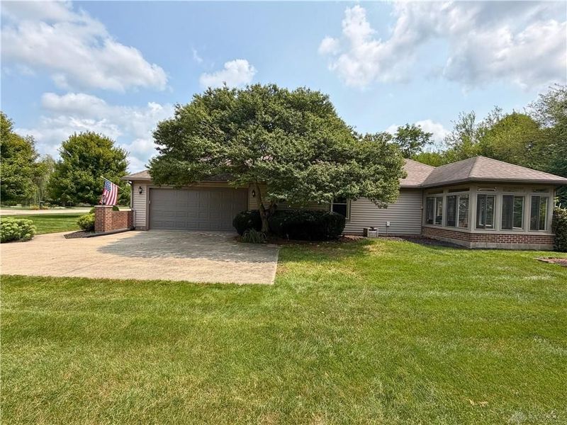 2244 Blackoak Drive, Troy, OH 45373 Photo 8