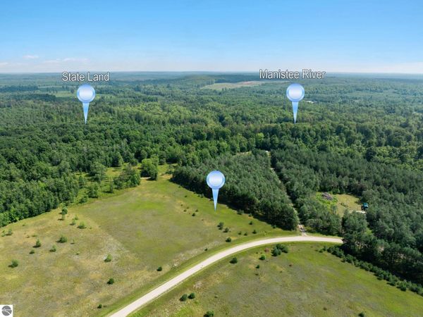 331 Kleehammer Club Drive, Kalkaska, MI 49646