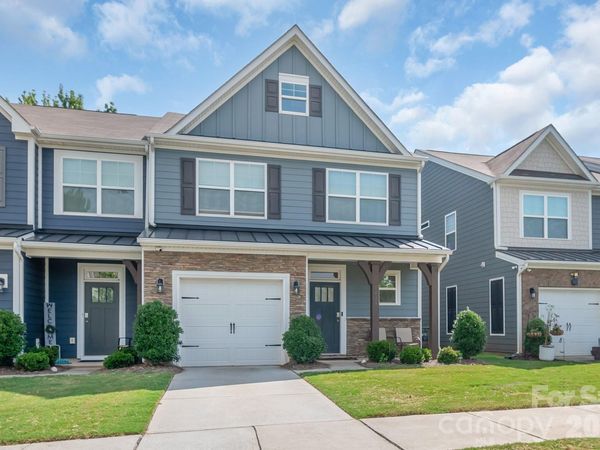 8026 Saluda Drive , Charlotte, NC 28269