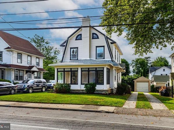 122 E PLUMSTEAD AVENUE , LANSDOWNE, PA 19050