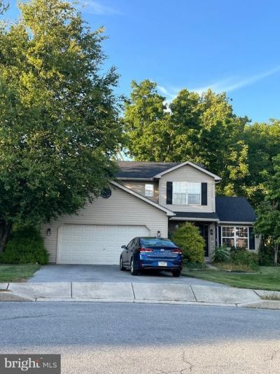 11 TULPEHOCKEN COURT , WOMELSDORF, PA 19567