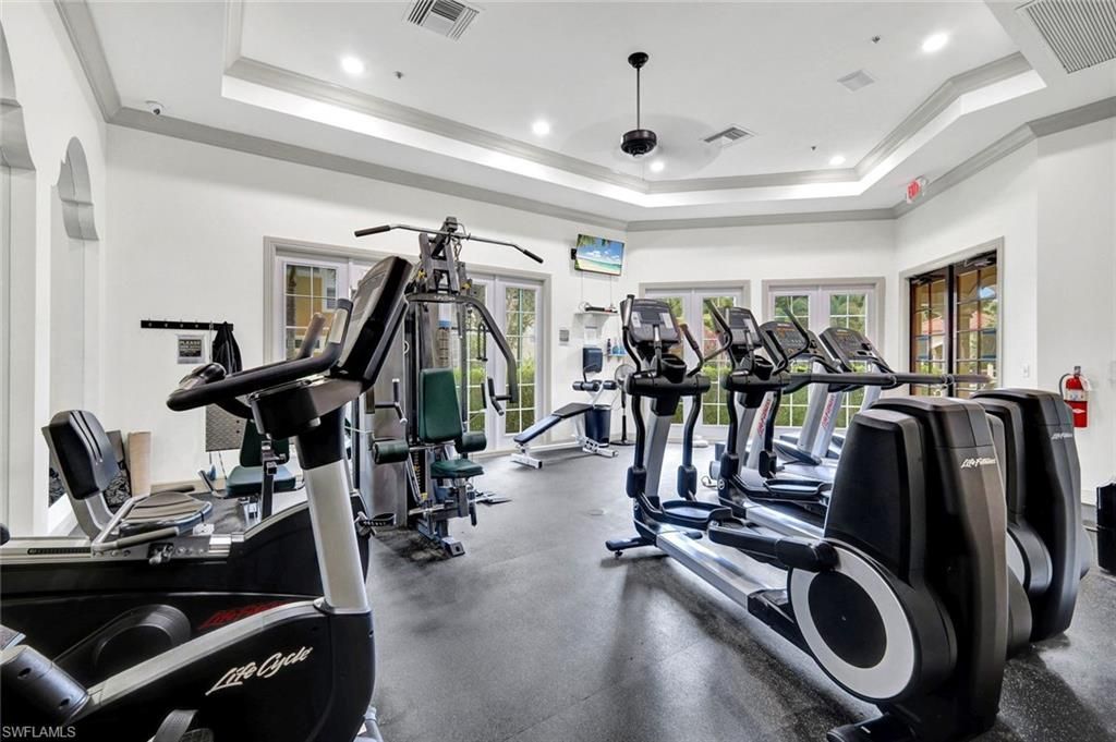 8880 Colonnades Ct W, Unit 427, Bonita Springs, FL 34135 Photo