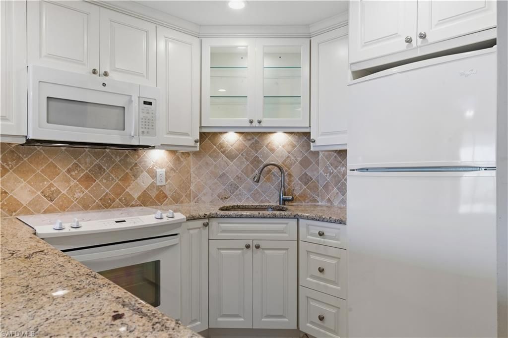 5 Bluebill Ave, Unit 702 + 802, Naples, FL 34108 Photo