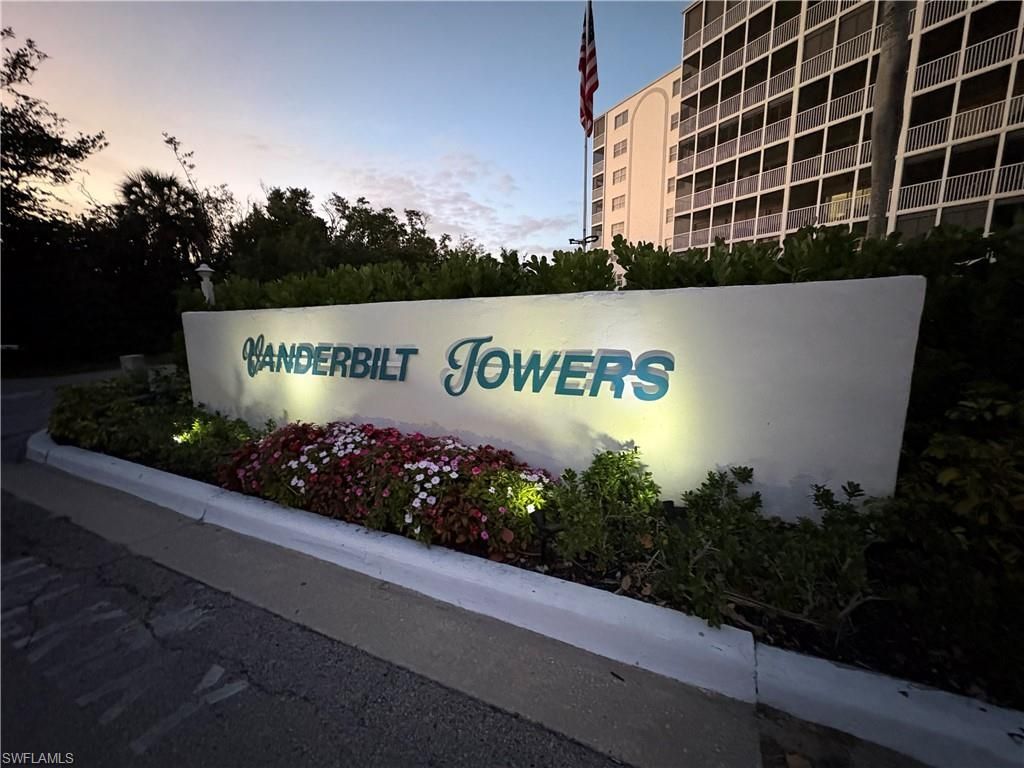 5 Bluebill Ave, Unit 702 + 802, Naples, FL 34108 Photo