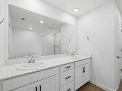 1272 Leonhardt Loop, Lincoln, CA 95648 Photo