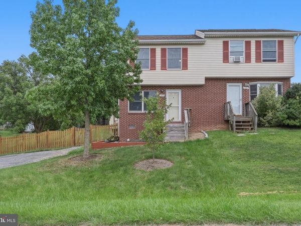 106 LAKERIDGE DRIVE, STEPHENS CITY, VA 22655