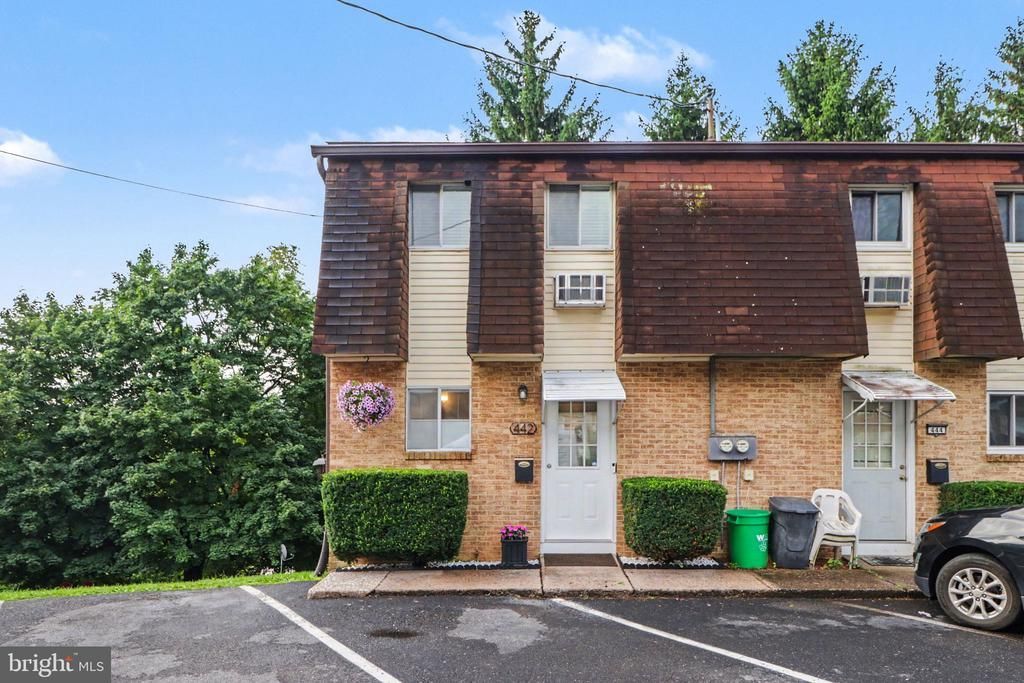 442 VALLEY STREET , MARYSVILLE, PA 17053