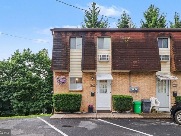 442 VALLEY STREET , MARYSVILLE, PA 17053