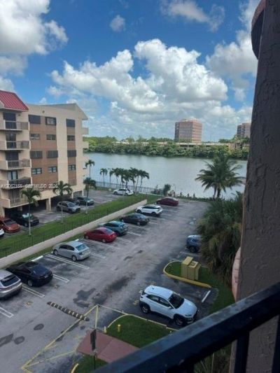 5201 NW 7th St, Unit 506, Miami, FL 33126 Photo