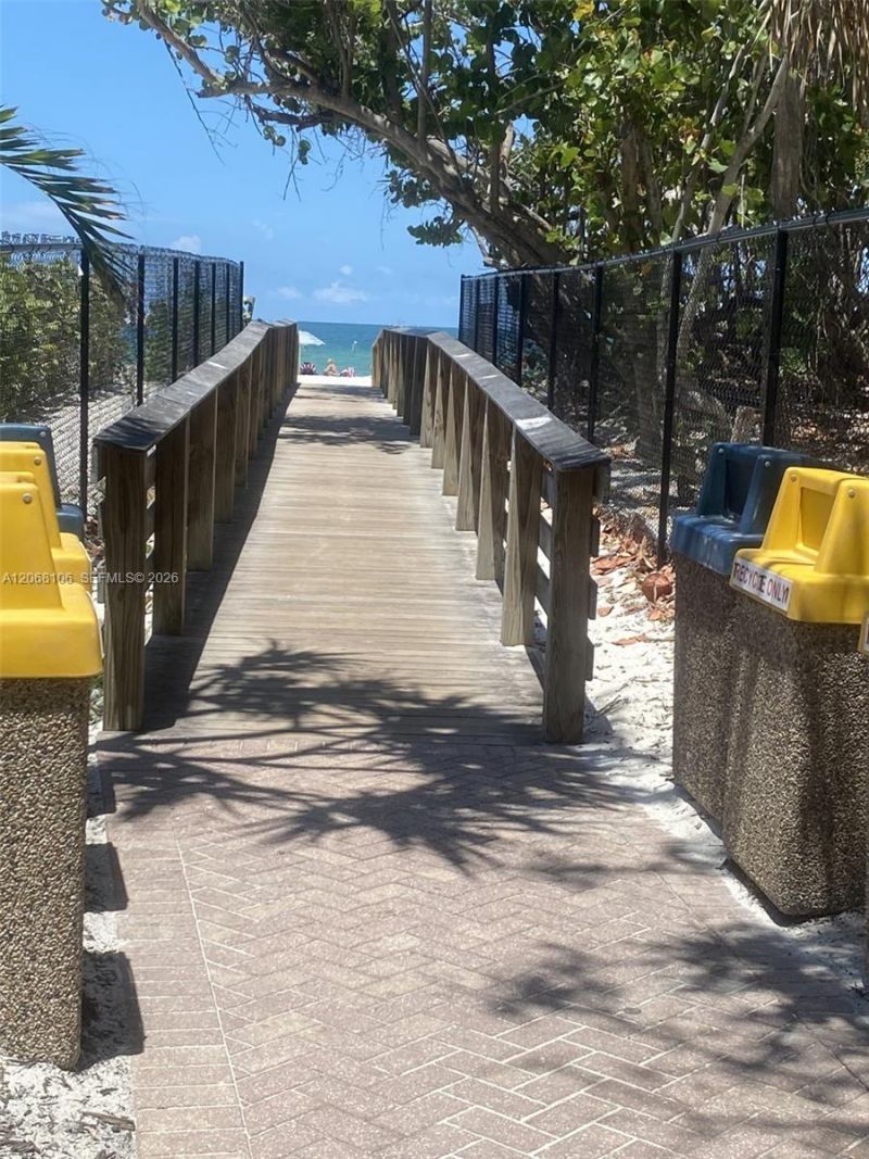 5 Bluebill , Unit 702 + 802, Naples, FL 34108 Photo