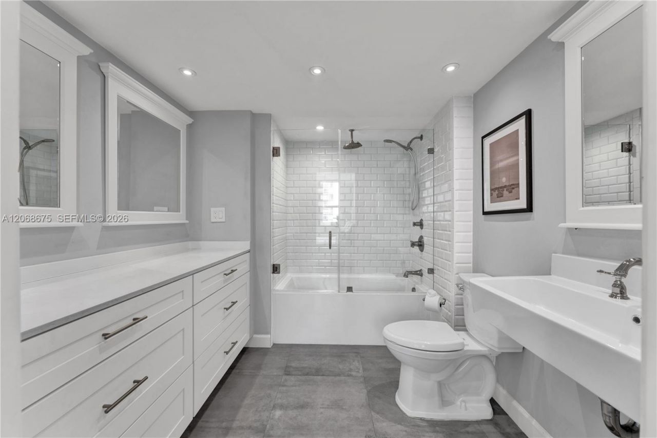 90 Alton Rd , Unit 1102, Miami Beach, FL 33139 Photo