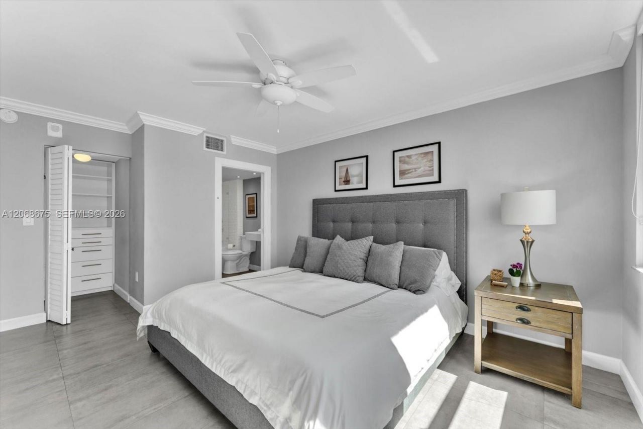 90 Alton Rd, Unit 1102, Miami Beach, FL 33139 Photo