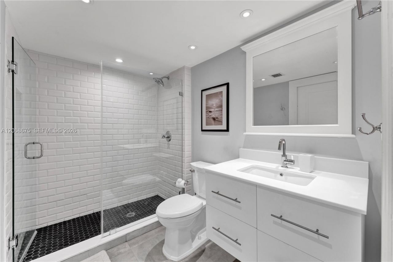 90 Alton Rd , Unit 1102, Miami Beach, FL 33139 Photo