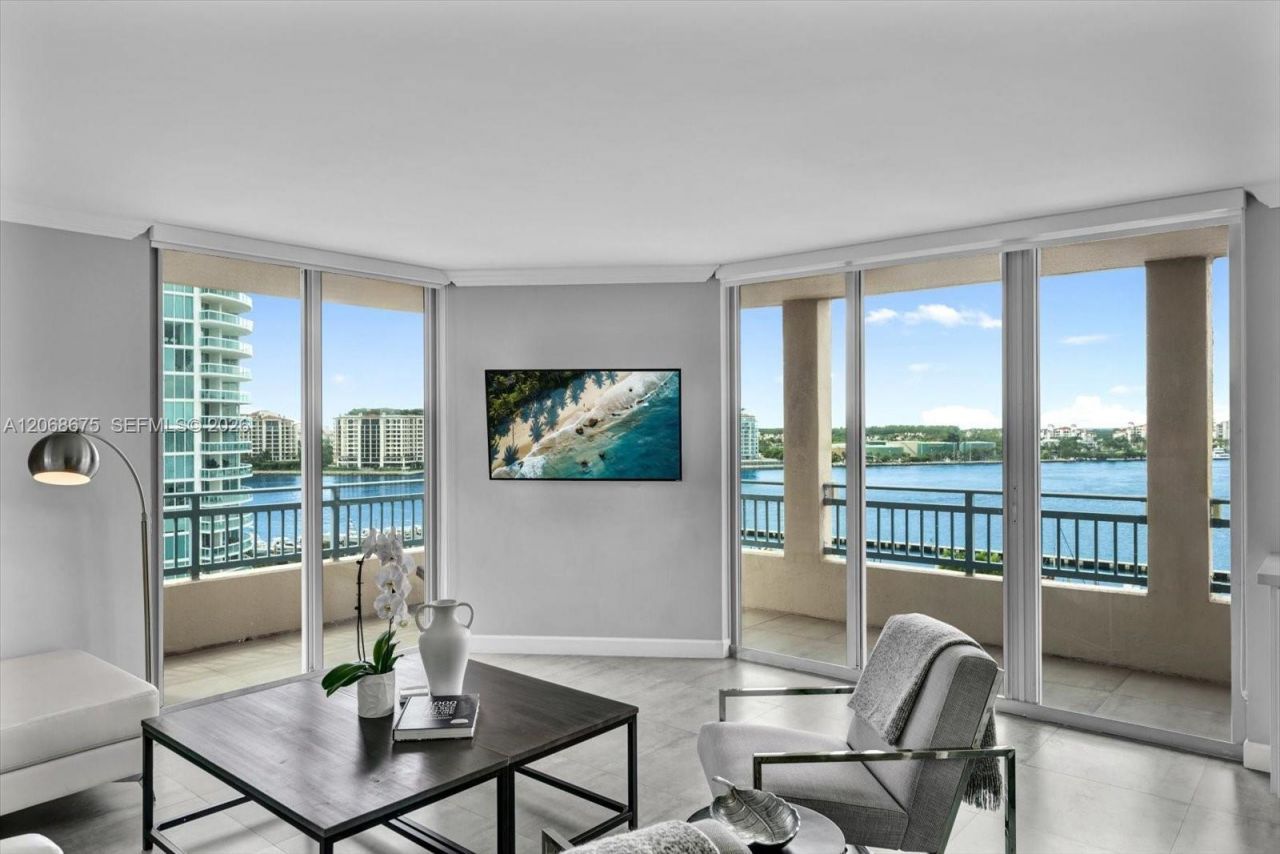 90 Alton Rd, Unit 1102, Miami Beach, FL 33139 Photo
