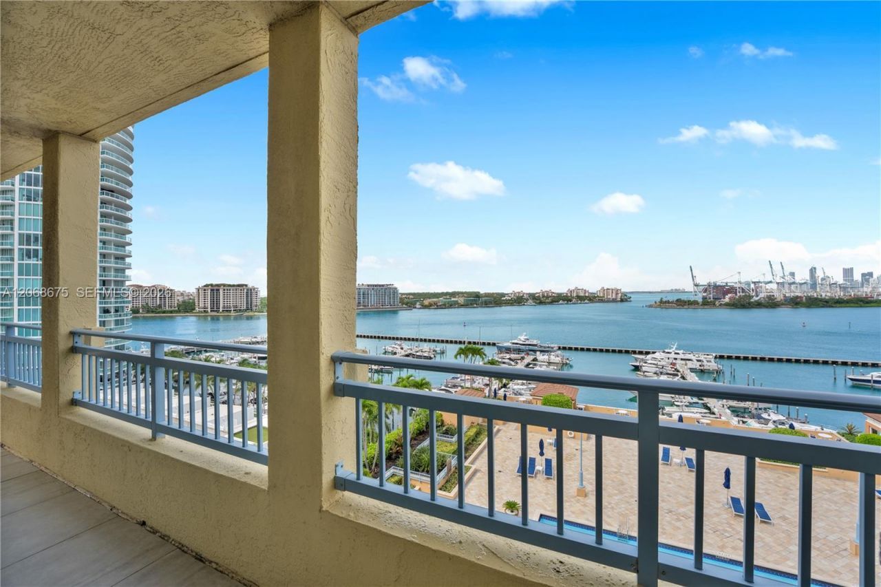 90 Alton Rd, Unit 1102, Miami Beach, FL 33139 Photo