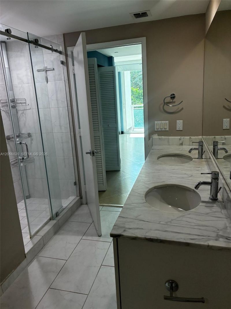 951 Brickell Ave, Unit 1106, Miami, FL 33131 Photo