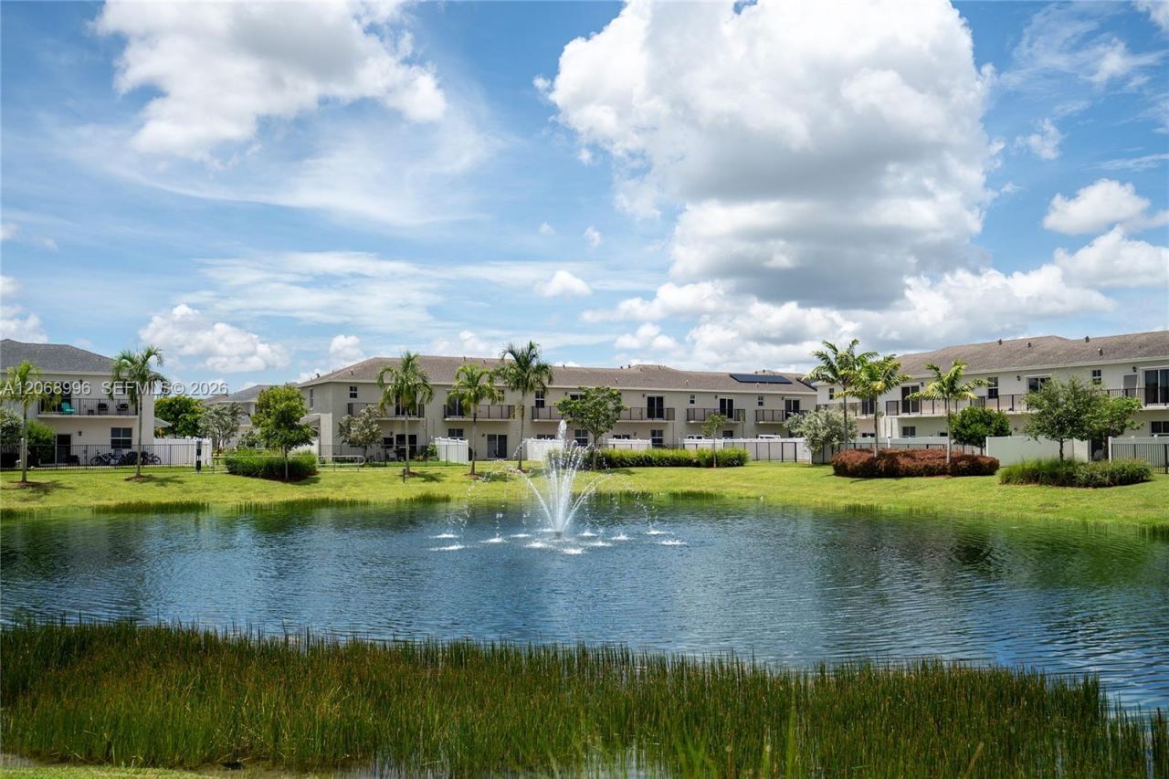 833 SE 19th St , Homestead, FL 33034 Photo