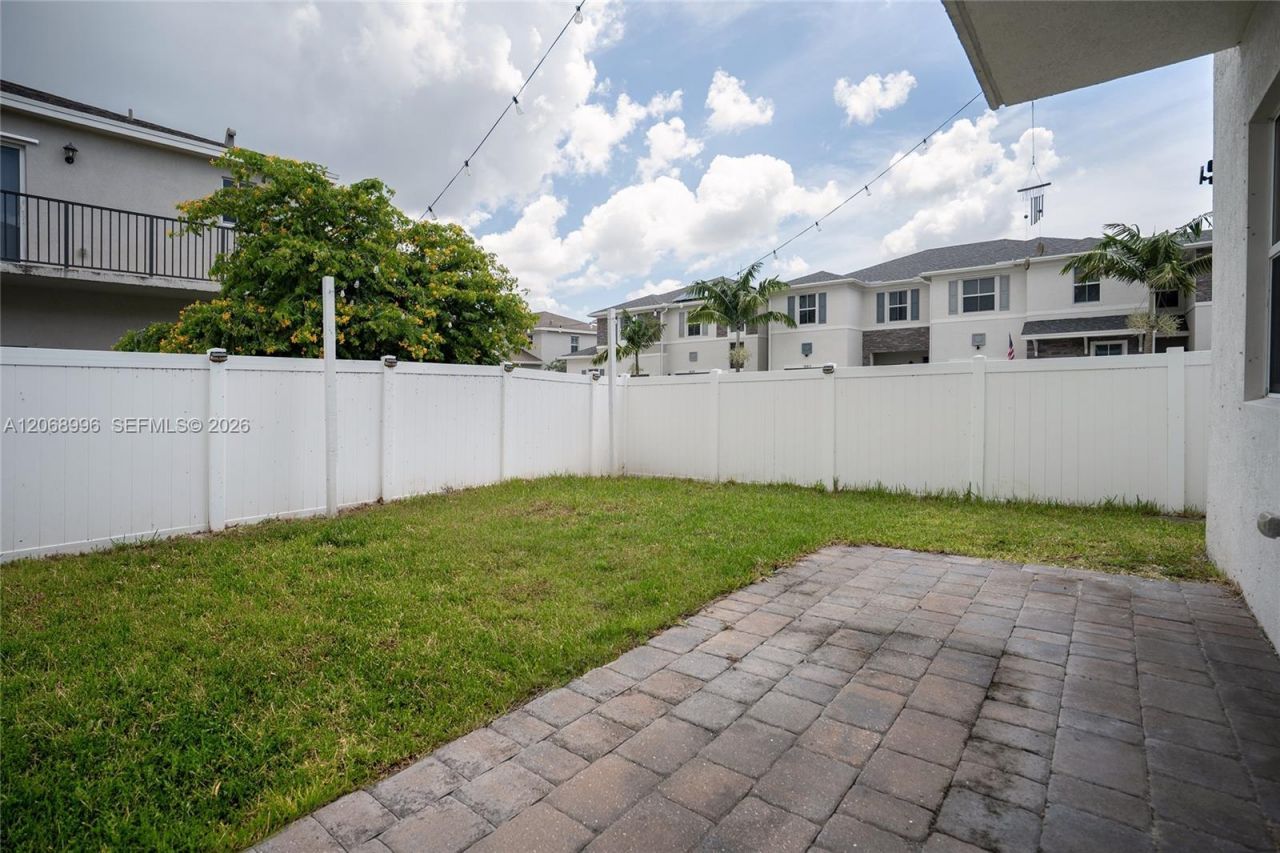 833 SE 19th St , Homestead, FL 33034 Photo
