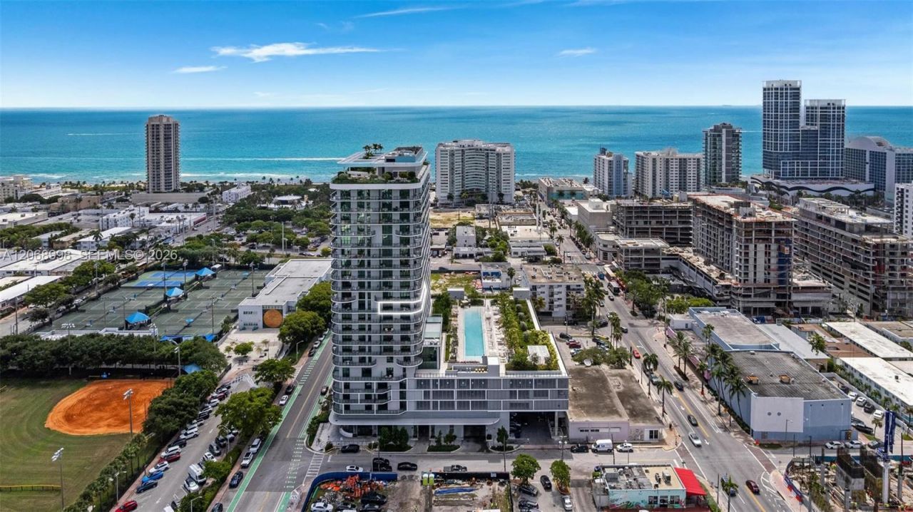 580 72nd St , Unit 1410, Miami Beach, FL 33141 Photo