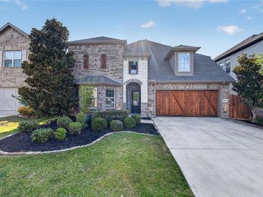 8209 Spruce Meadows Drive, Fort Worth, TX 76244