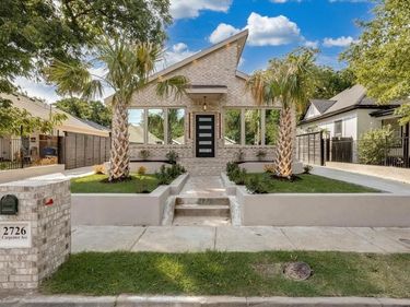 2726 Carpenter Avenue, Dallas, TX 75215