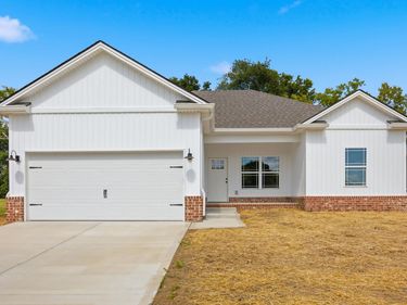 1010 Three Corners Drive, Lawrenceburg, KY 40342