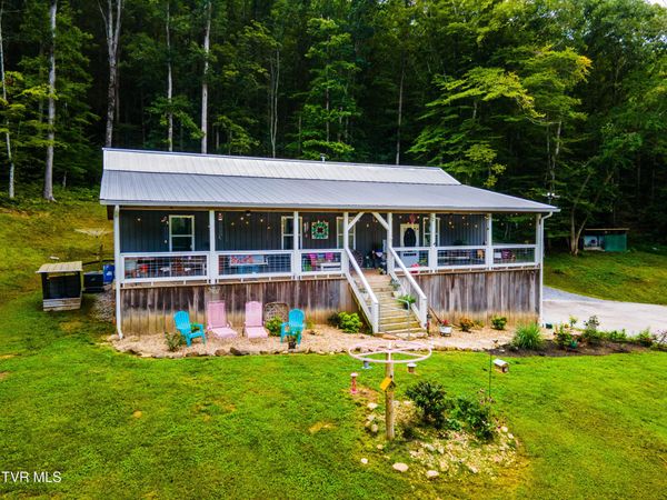 363 Hog Lot Road, Rogersville, TN 37857