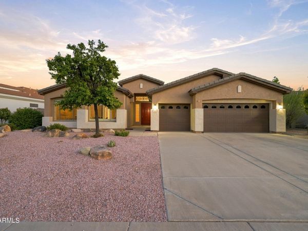 481 E VERMONT Drive, Gilbert, AZ 85295