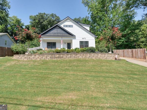 4471 Mclain Circle, Acworth, GA 30101