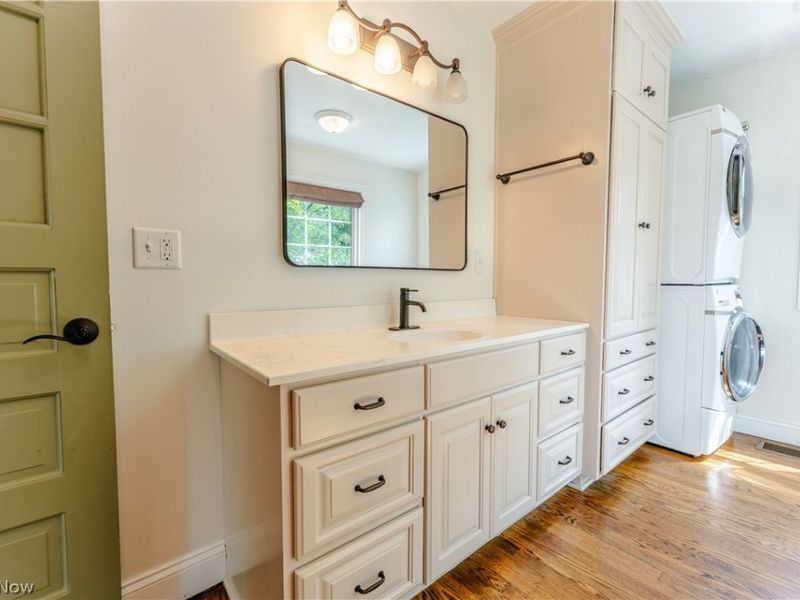 347 Bahlor St SW, Sugarcreek, OH 44681 Photo 18