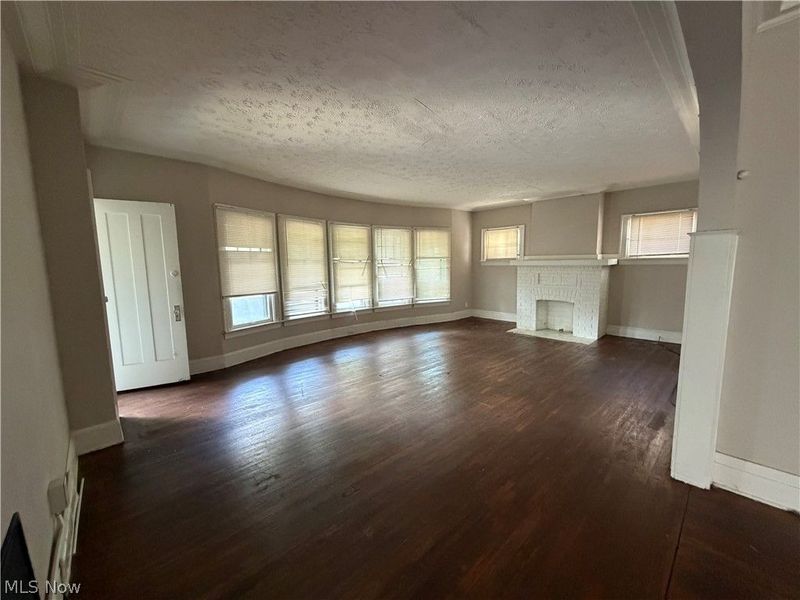 11409 Whitmore Avenue, Cleveland, OH 44108 Photo 11