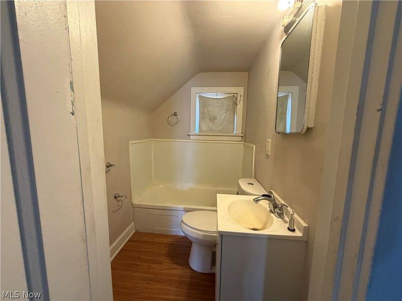 11409 Whitmore Avenue, Cleveland, OH 44108 Photo 3
