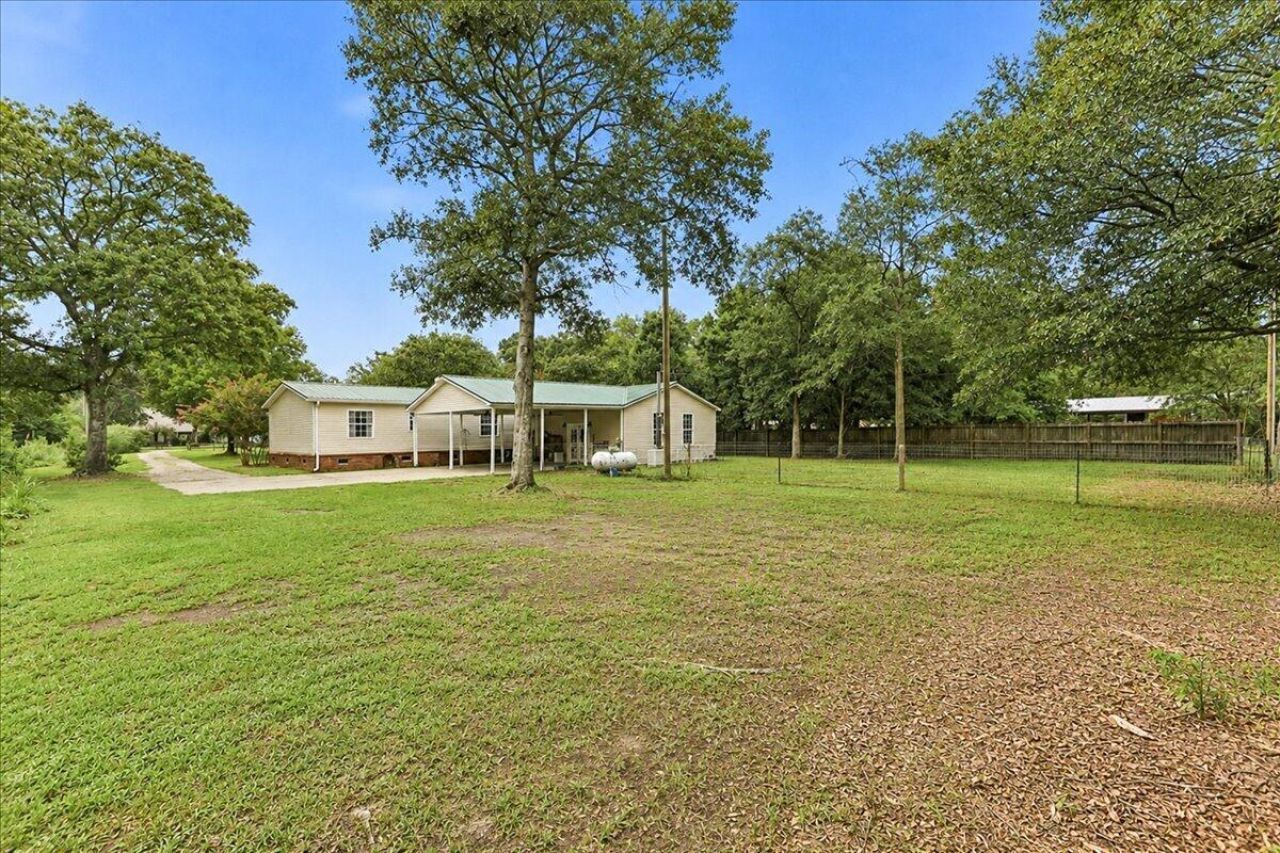 624 Coral Acres Drive Photo 14