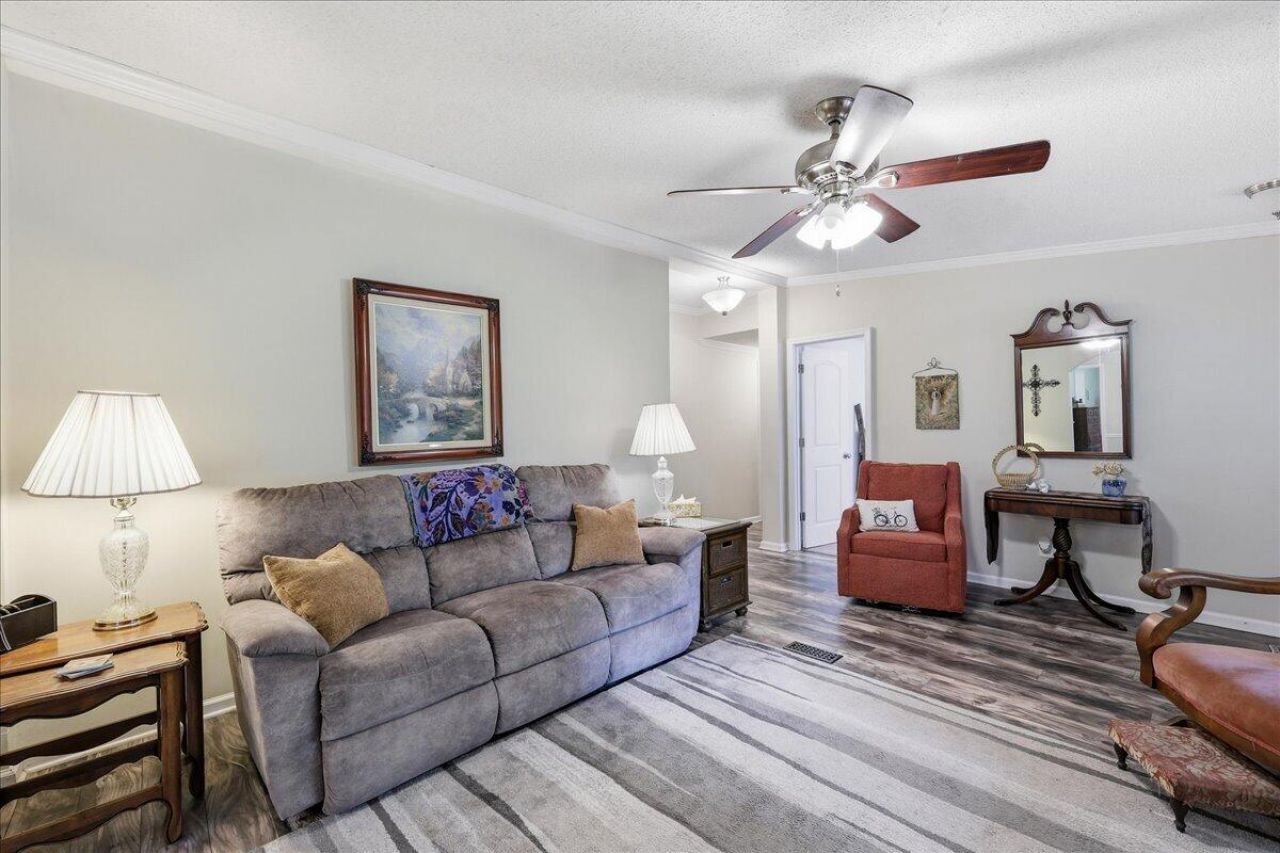 624 Coral Acres Drive Photo 19