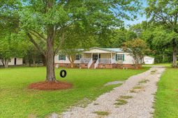 624 Coral Acres Drive photo 4