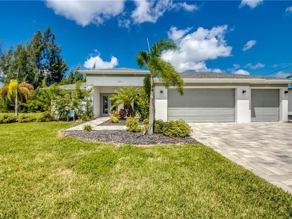 2256 SW 20th AVE , CAPE CORAL, FL 33991