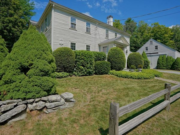 100 Mill Road, North Hampton, NH 03862