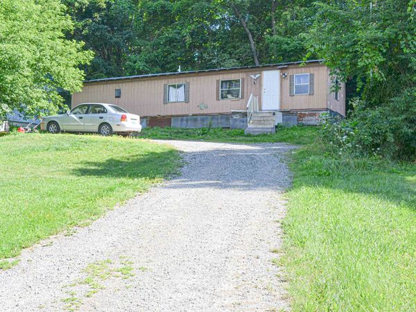 79 Porter Lane, Barton, VT 05822