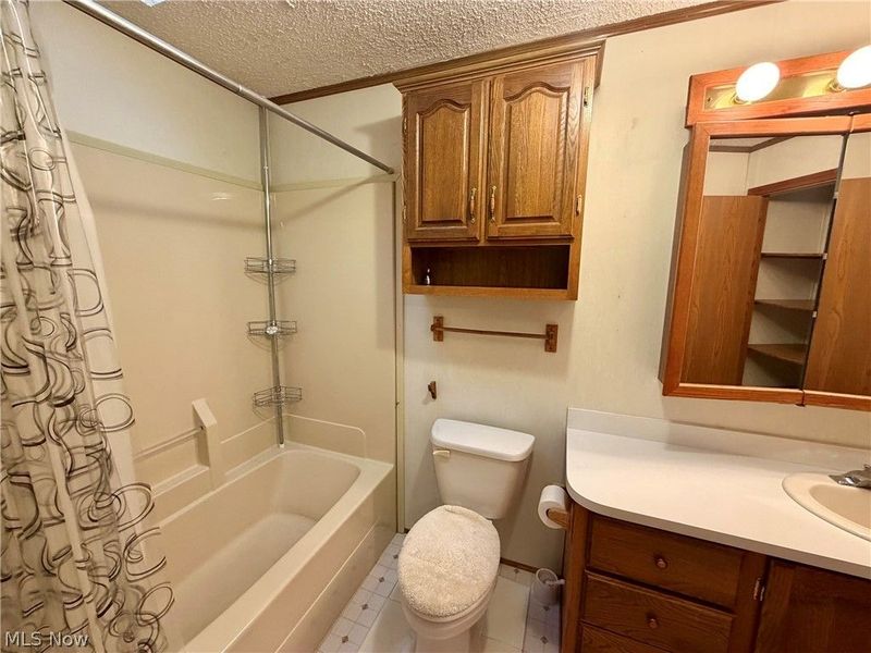 1229 Columbiana Lisbon Road, Unit 27, Columbiana, OH 44408 Photo 22