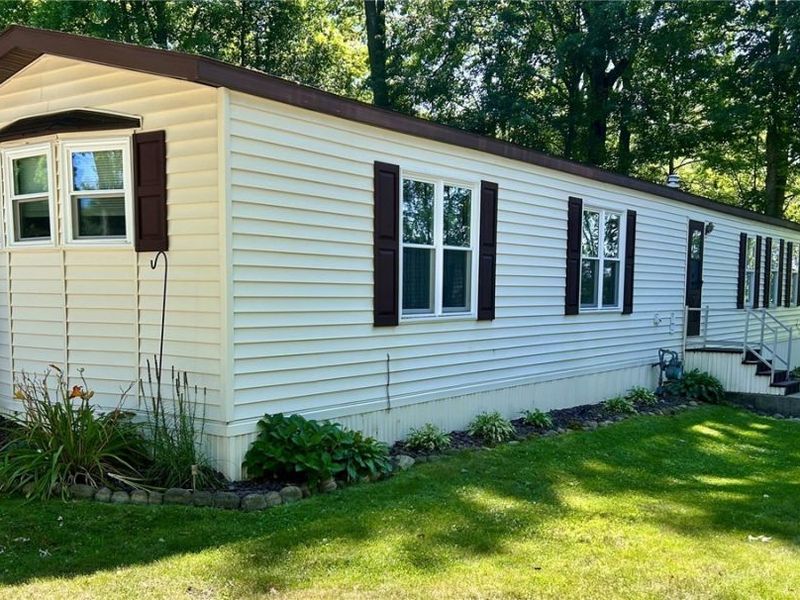 1229 Columbiana Lisbon Road, Unit 27, Columbiana, OH 44408 Photo 4