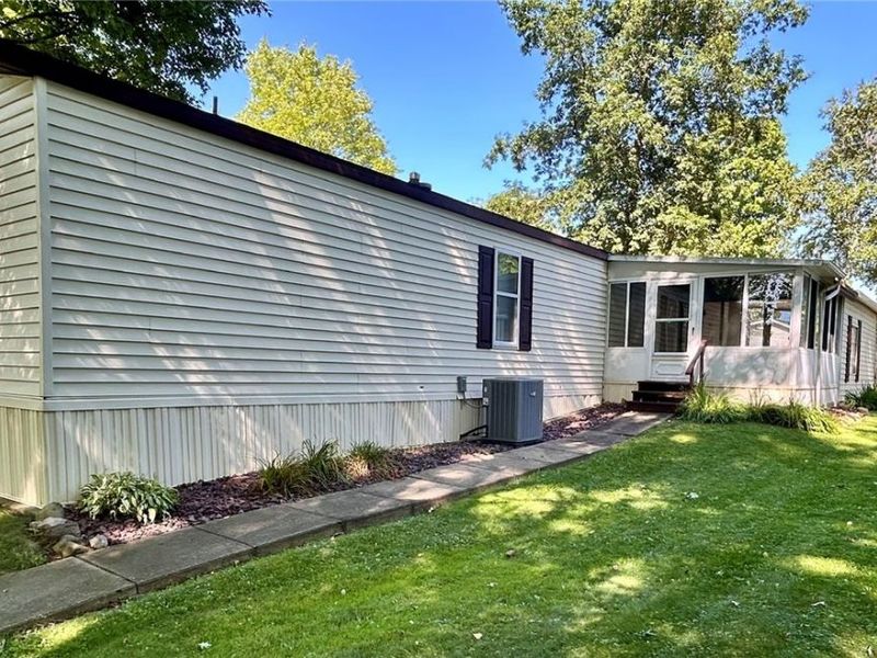 1229 Columbiana Lisbon Road, Unit 27, Columbiana, OH 44408 Photo 5