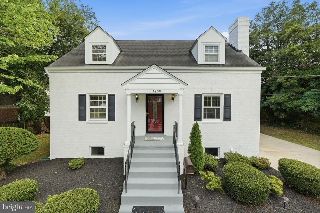 7200 WELLS PARKWAY , HYATTSVILLE, MD 20782