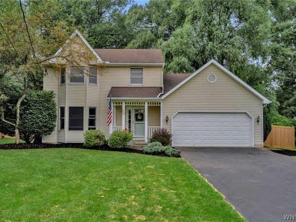 4700 Schurr Road , Clarence, NY 14031