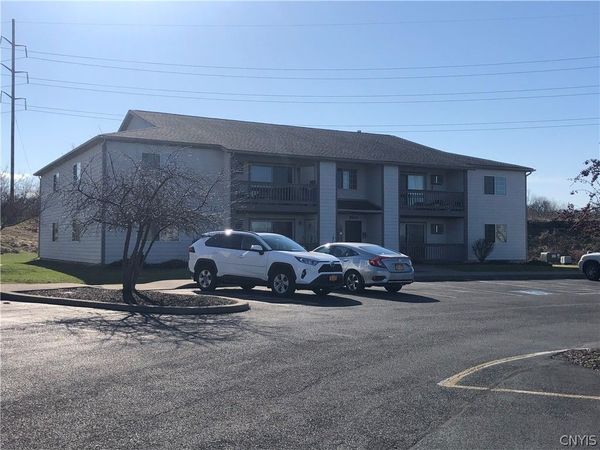 5816 Stonegate Heights Drive , Unit 8, Jamesville, NY 13078